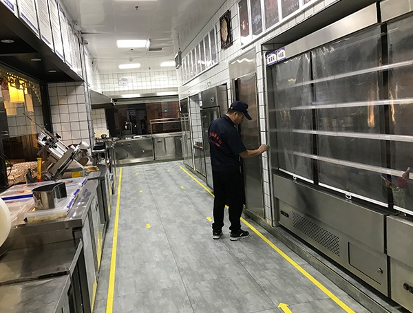 慶陽後廚消殺滅蟑螂