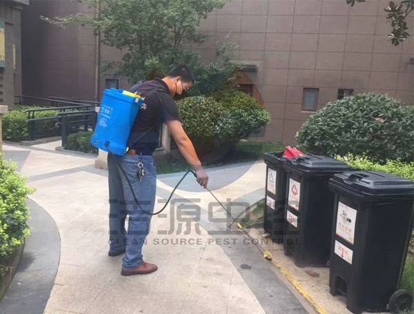 betway必威西蒙